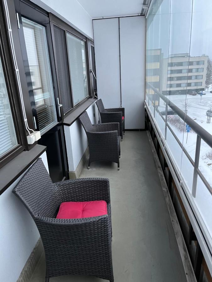 City Center Apartment โรวานิเอมิ ภายนอก รูปภาพ